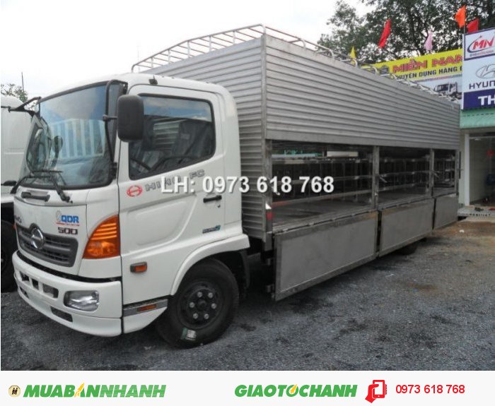 Hino FG thùng chở heo có bửng nâng hạ 8 TẤN