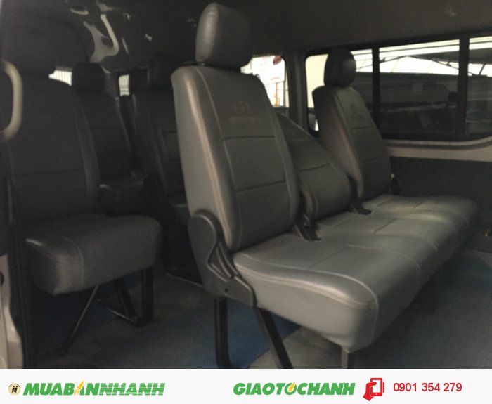 Cần bán xe Toyota Hiace dầu, màu Bạc, xe đẹp như xe mới. Gía chỉ 1020tr (thương lượng), đảm bảo chất lượng