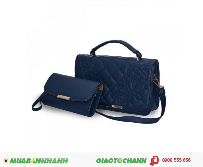 T&uacute;i X&aacute;ch Bộ Đ&ocirc;i Th&ecirc;u Hoa Văn TUTXV1115001|Gi&aacute;: 253,000 | Chất liệu: Simili (Giả da) | M&agrave;u sắc: đen |Kiểu quai: Quai đeo ch&eacute;o |Trọng lượng: 700g | K&iacute;ch thước: 27x17x6, 20x11 cm|M&ocirc; tả: Được l&agrave;m từ chất liệu Simili cao cấp, mềm mại, thiết kế đơn giản nhưng v&ocirc; c&ugrave;ng tiện dụng. Để nổi bật hơn h&atilde;y phối bộ t&uacute;i x&aacute;ch m&agrave;u xanh c&ugrave;ng những trang phục nổi bật hơn nh&eacute;!, 5