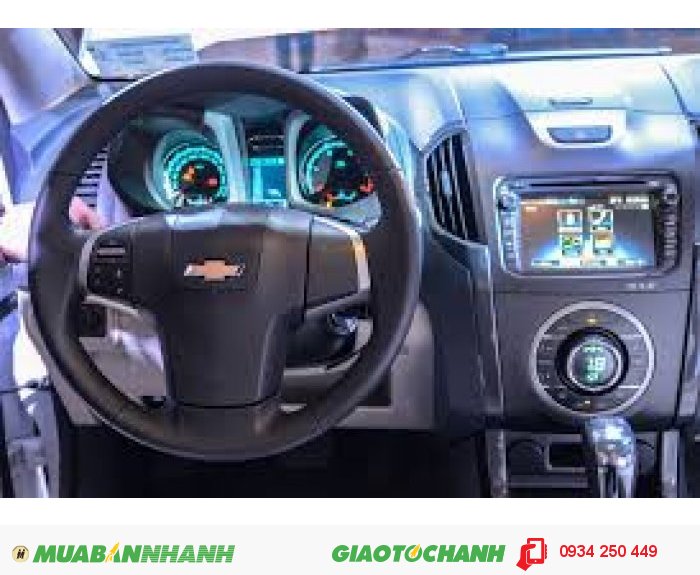 Chevrolet CAPTIVA giảm giá bất ngờ cho khách hàng mua xe khi đến đại lý