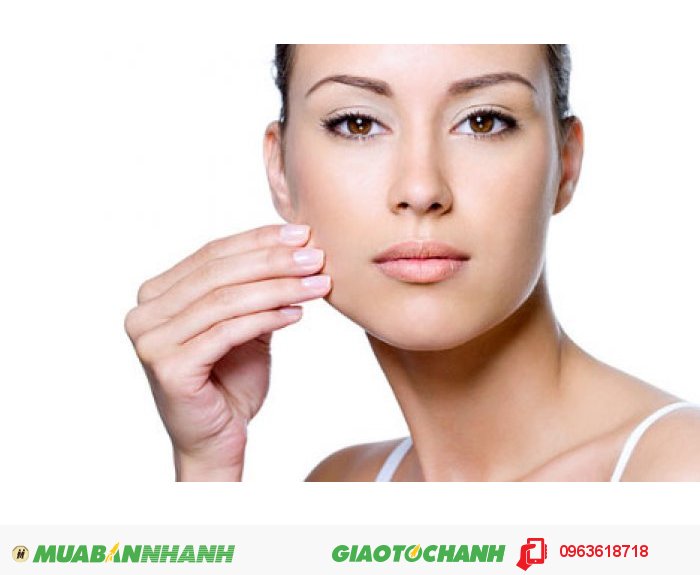 Công dụng của sản phẩm: Giải quyết các vấn đề về nám da, tàn nhang, đồi mồi nhờ vào tính năng kìm hãm sự tổng hợp hắc tố da. Làm trắng da và nuôi dưỡng cho da đẹp mịn màng do ức chế enzyme làm điều kiện thúc đẩy quá trình hình thành sắc tố. Collagen cá 30.000mg hỗ trợ làm lành vết thương nhanh chóng, tăng cường lưu thông máu và bảo vệ xương chắc khỏe. Collagen cá 30.000mg cũng là thành phần giúp tăng tính đàn hồi cho da, ngăn ngừa chảy xệ, thêm nữa sữa ong chúa giúp cải thiện sắc tố da. Làm se khít lỗ chân lông với thành phần gồm nhiều dưỡng chất nuôi dưỡng cho làn da trắng mịn. Chiết xuất nhân sâm giúp chống oxy hóa hiệu quả, tăng cường sức khỏe và sự dẻo dai cho cơ thể., 2