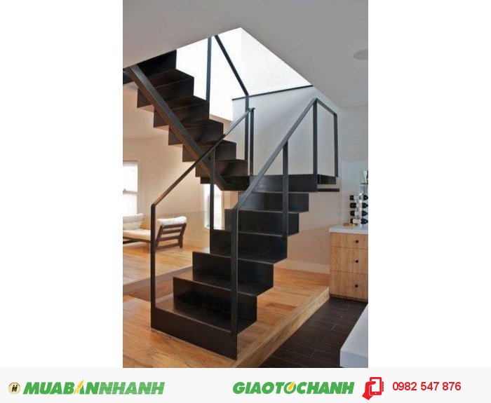 Cần bán gấp nhà nhà phố Nguyên Hồng 45m2, 5 tầng, ô tô đỗ cửa