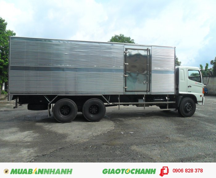 Xe tải Hino 16 tấn 3 chân FL8JTSL thùng mui bạt dài 7m8 -9m4.Có xe giao ngay