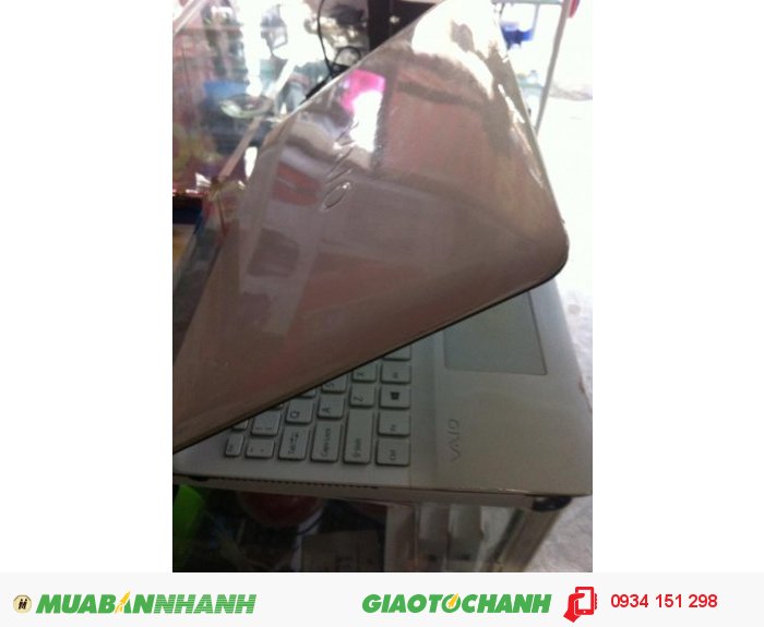 Laptop svf1421sw i3 3217u / 2g / 500g