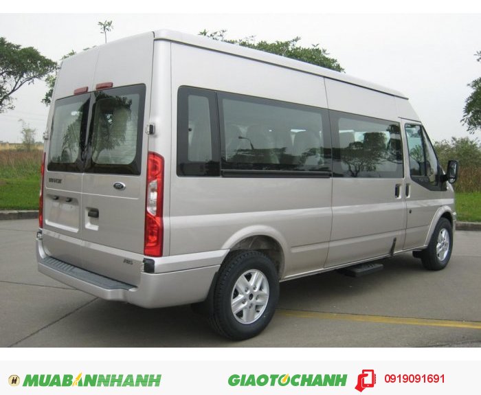 Ford Transit 2018 giảm 100 triệu