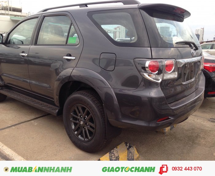 TOYOTA FORTUNER máy dầu 2016, giao xe ngay chỉ có tại TOYOTA TÂN CẢNG, khuyến mãi hấp dẫn
