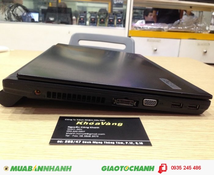 Acer travelmate 8372 13.3 inch Ram 2G HDD 250G