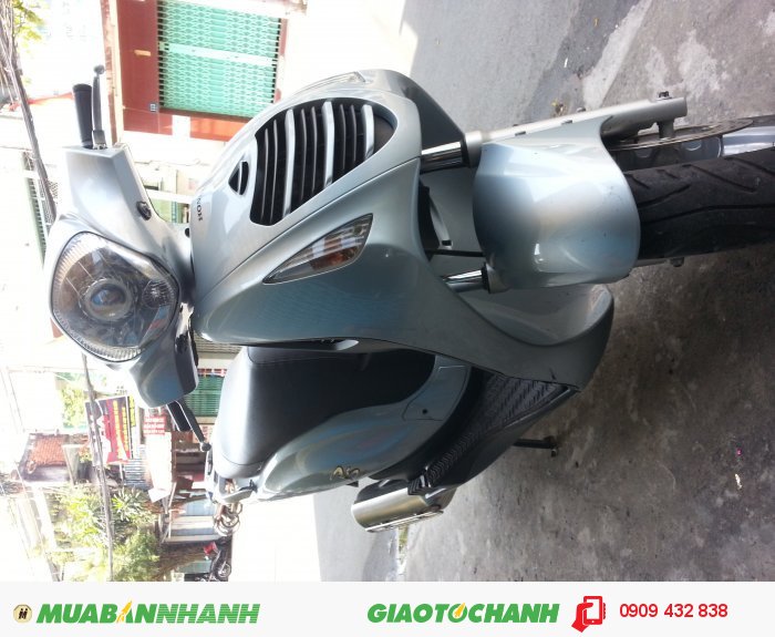 PS150 xanh lam 2008