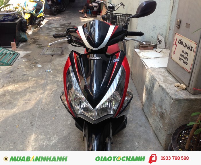 Honda AirBlade 110 Fi Sport Đỏ đen,xe đẹp 95%,BSTP chính chủ