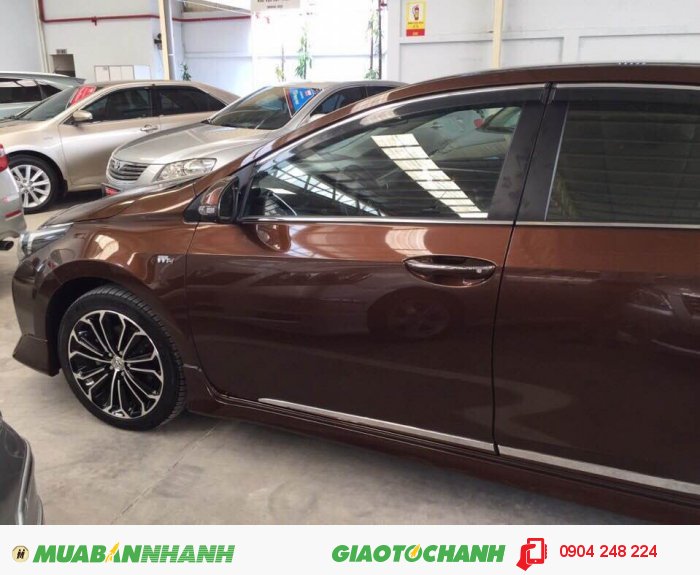 Bán gấp xe Altis 2.0V, số tự động, màu nâu, siêu đẹp