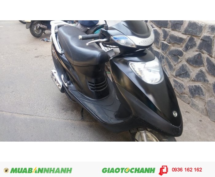 Victoria Attila chân bấm số tp 51l8