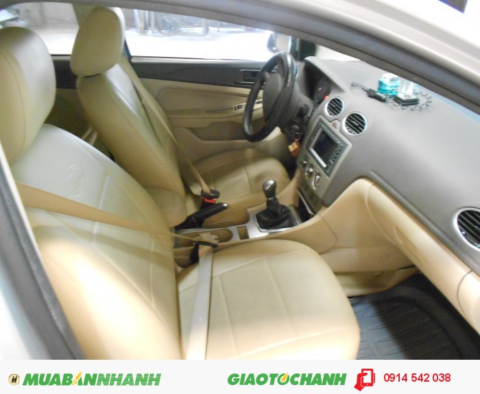 Bán Ford Focus 1.8 MT_sedan sx 2011 ghi bạc bstp