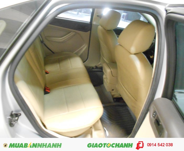 Bán Ford Focus 1.8 MT_sedan sx 2011 ghi bạc bstp