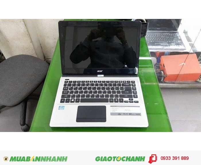 Bán Acer E1 - 470 i3 - 3217U Ram 2Gb HDD 500Gb Màu bạc máy đẹp