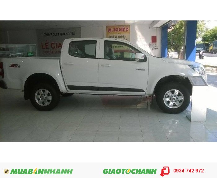 Xe Chevrolet Colorado 2.5 LT giá hấp dẫn