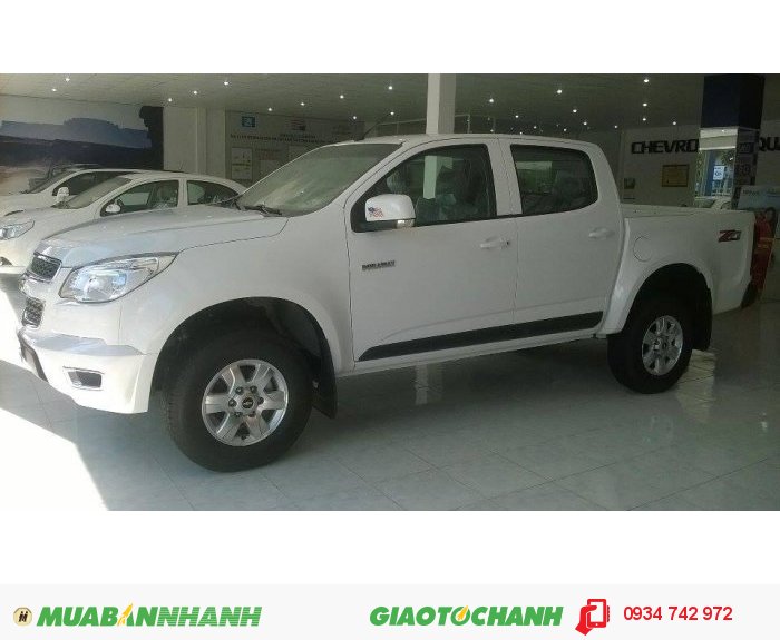 Xe Chevrolet Colorado 2.5 LT giá hấp dẫn