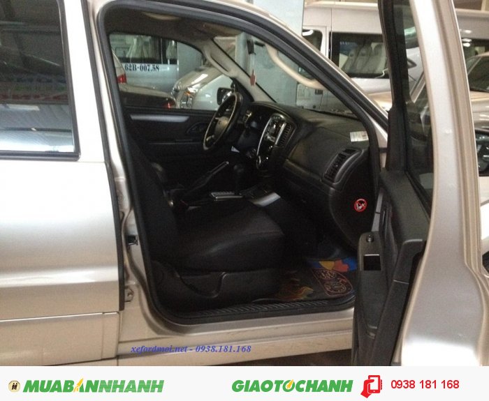 Ford Escape 2.3L XLS 2011 màu ghi vàng