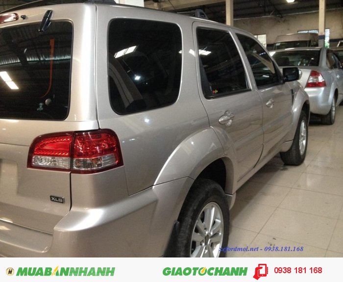 Ford Escape 2.3L XLS 2011 màu ghi vàng