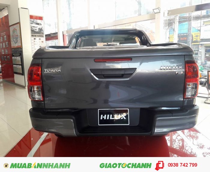 Toyota Hilux 2.5E số tay, mới 100%, có xe giao ngay