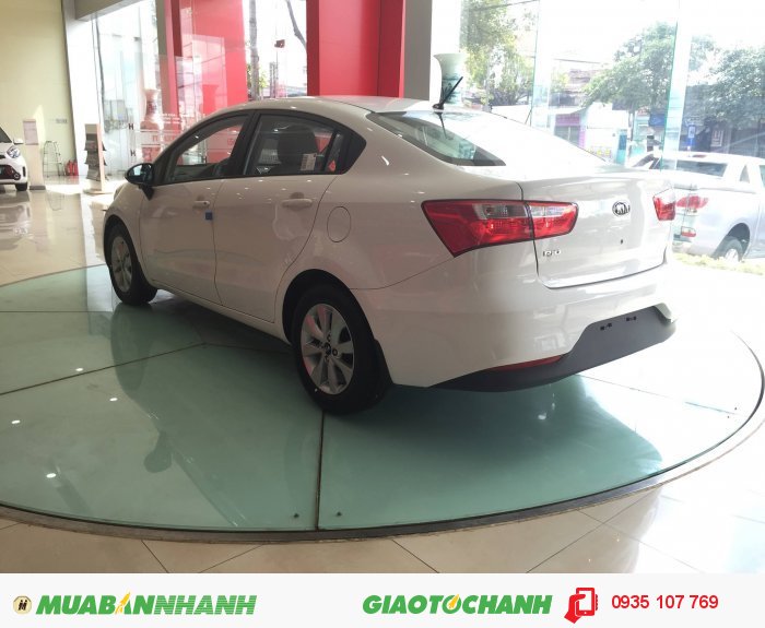 Xe KIA RIO số sàn Nhập nguyên chiếc từ hàn quốc