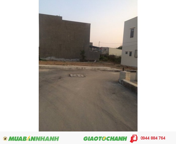 Bán gấp lô C1, hướng Đông Nam ngay chợ Long Trường q9 giá 635 triệu