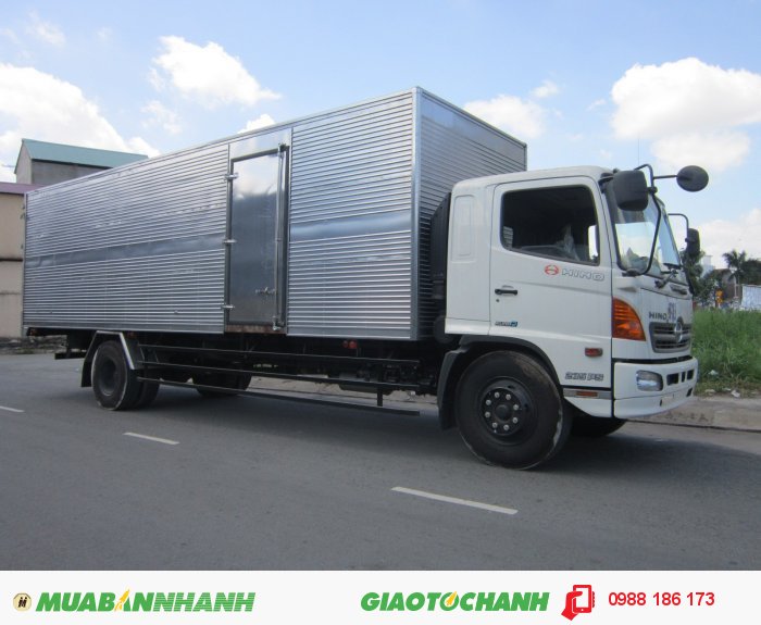 Xe Hino 6.4 Tấn thùng mui bạt thùng kín Trả Góp Lãi Suất Thấp
