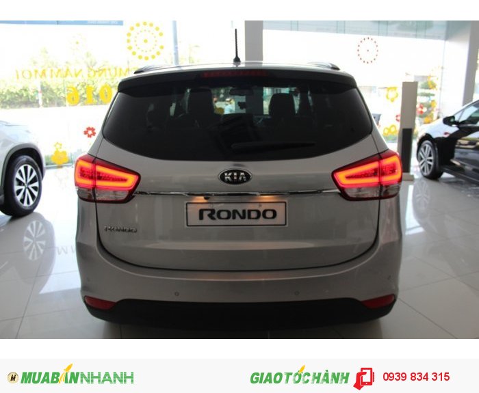 Kia Rondo, cảm biến sau, camera lùi, 2 túi khí, hệ thống ABS, EBD,.