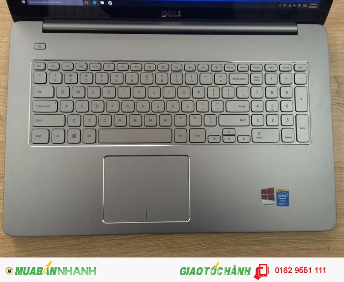 Bán laptop Dell Inspiron 7746 hàng khủng với bộ vi xử lý Intel Broadwell core i7 thế hệ mới nhất. Sản phẩm này nổi bật với vỏ nhôm khối mầu bạc sang trọng đẳng cấp, bàn phím có đèn nền, màn hình 17.3 cảm ứng Full HD, ổ cứng ssd và sử dụng card đồ họa rời cao cấp.
Cấu hình chi tiết:
CPU: Intel Broadwell Core™ i7 _ 5500U Processor ( 2.4 GHz, 4MB L3 Cache w/Turbo Boost up to 3.0GHz ) Thế hệ mới nhất
RAM: 16GB BUS 1600MHz / DDR3L
Ổ cứng: 512 SSD 
Màn Hình: 17.3