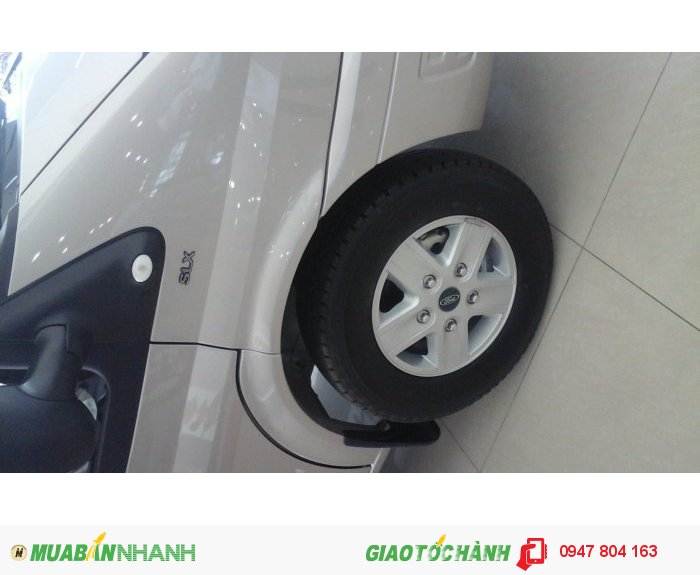 Ford Transit 16 chỗ, 2016 giá cực tốt và nhiều quà tặng khuyến mãi đi kèm theo