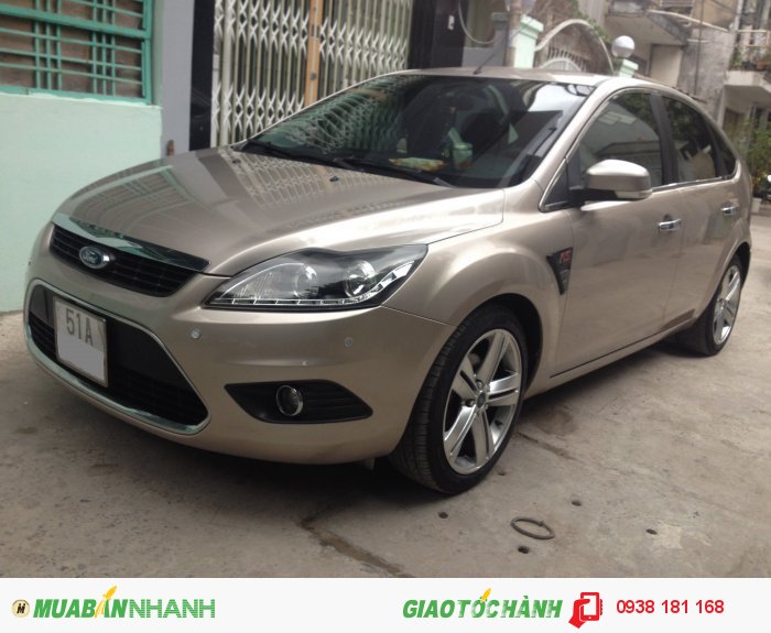 Focus 1,8AT hatback màu ghi hồng sx 2009 máy xăng 5 chỗ ngồi chính chủ bán