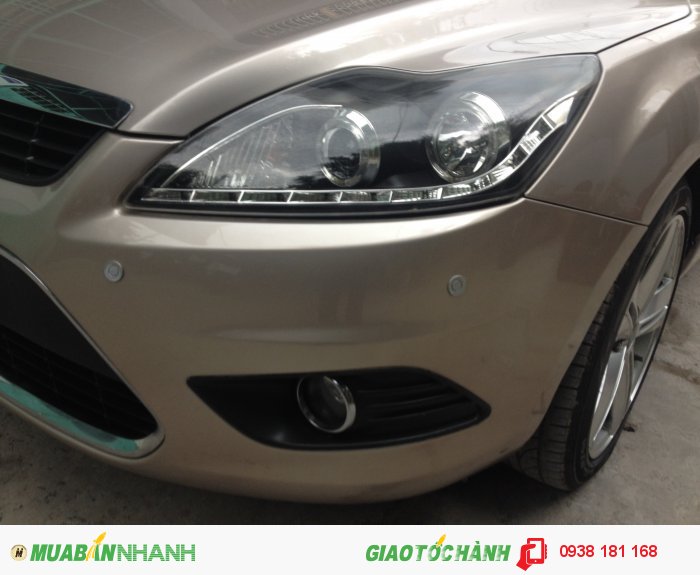 Focus 1,8AT hatback màu ghi hồng sx 2009 máy xăng 5 chỗ ngồi chính chủ bán