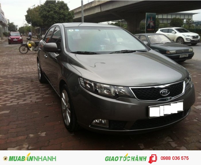 Cần bán xe Kia Cerato 1.6at sản xuất 2011, màu xám