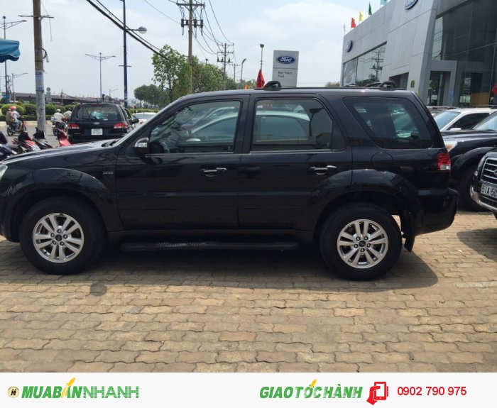 Bán Ford Escape XLS 2.3L - 2010 màu đen.