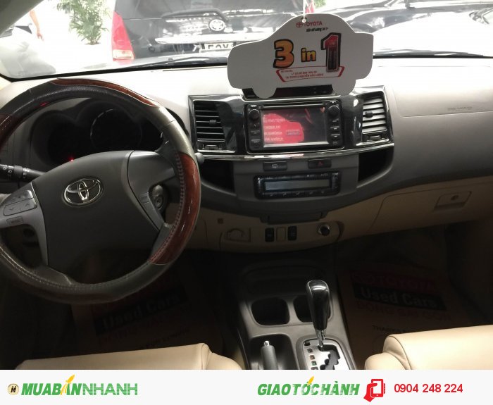 Bán gấp Fortuner V, màu bạc, 2012, chính hãng TOYOTA.