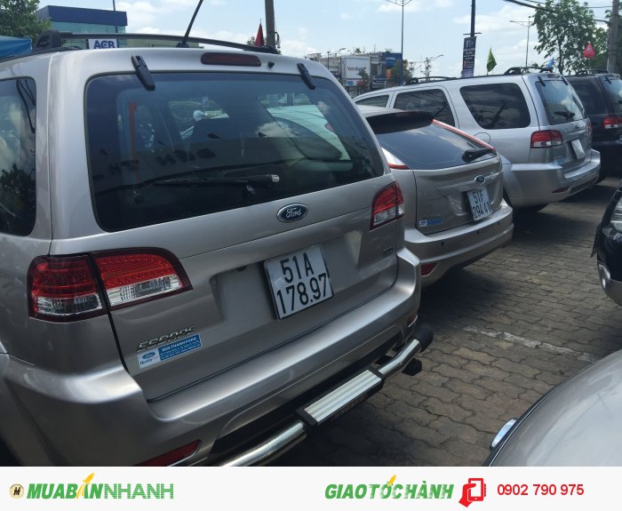Bán Ford Escape 2.3L số tự động đời 2010 màu ghi vàng 2