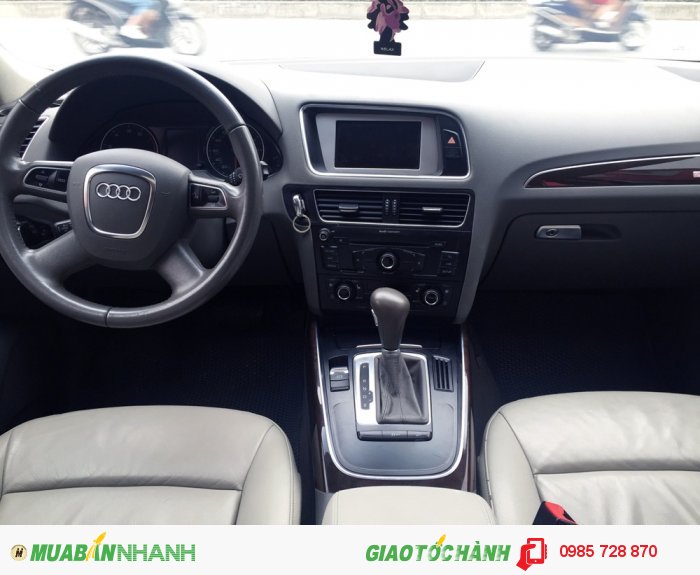 Bán xe Audi Q5 2.0T Quatro model 2011, màu xám