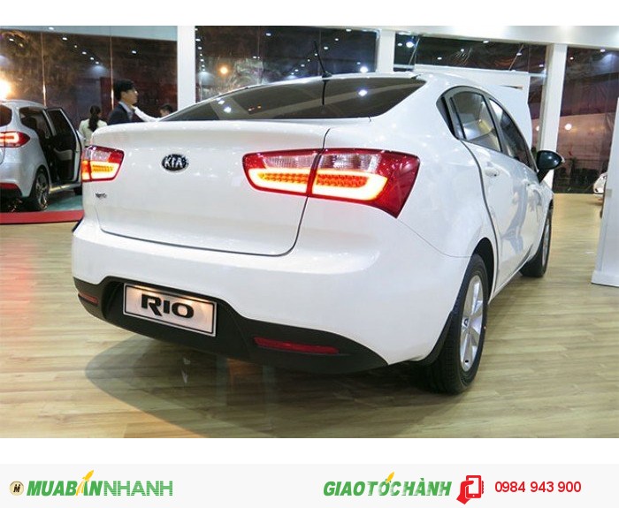 Bán ô tô RIO 4DR AT 2016 màu trắng 565 triệu - nhập khẩu chính hãng