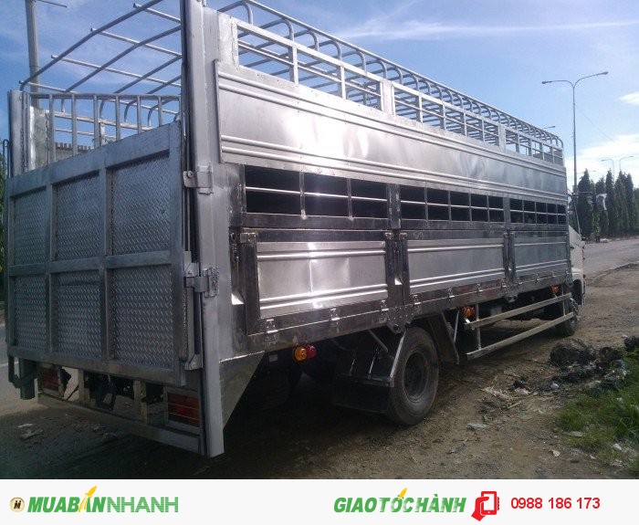Xe Chở Gia Súc , Gia Cầm , Chở Gà ,Vịt- Bán Xe Tải HINO FC 6.4 Tấn trả góp lãi suất thấp