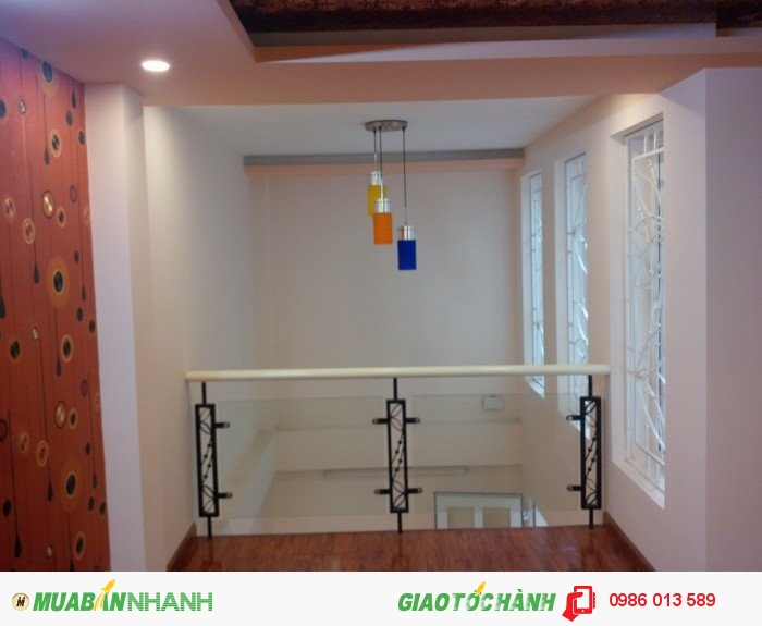 Bán nhà ngõ 243 Xã Đàn, Đống Đa. Nhà xây 42m2 nội thất đẹp, ô tô cách nhà 50m, giá 3.4 tỷ