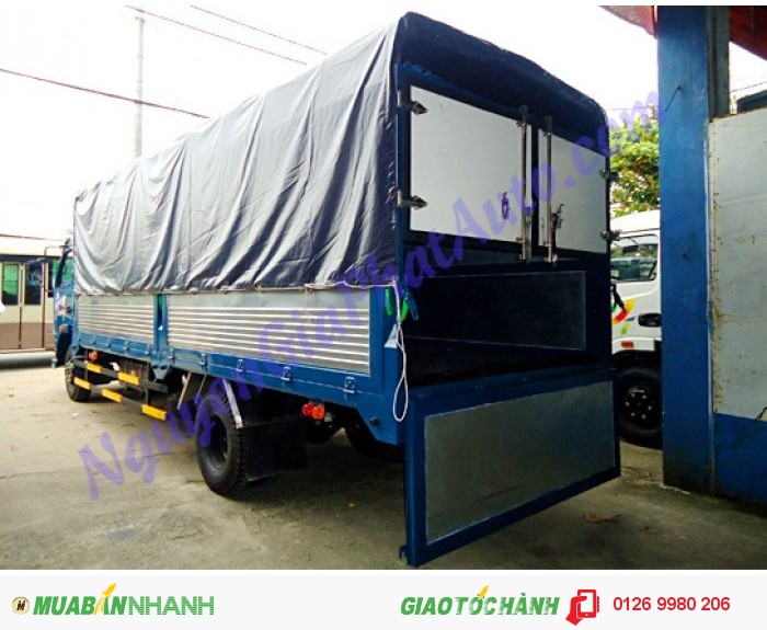 Xe Huyndai Tải Trong2,5 Tấn Thùng Mui Bạc