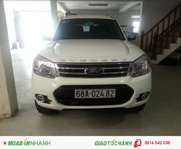 Bán Ford Everest 4x2 MT màu trắng sx 2014