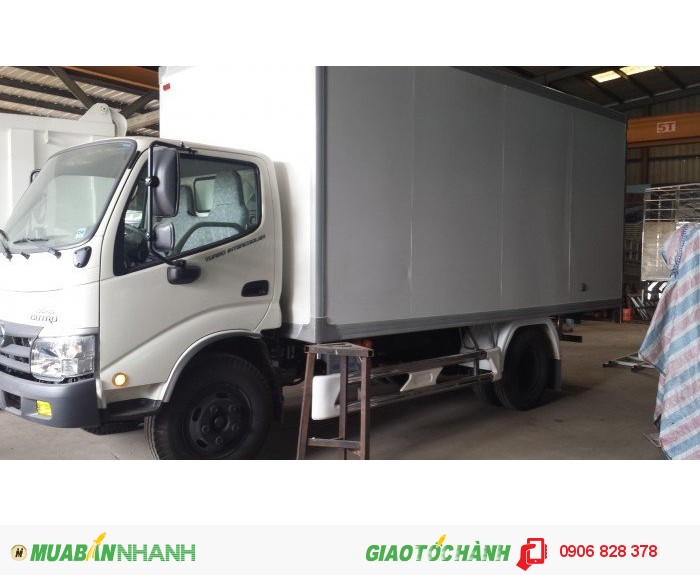 Xe tải Hino WU342L máy 130 Series 300 nhập khẩu nguyên chiếc từ HinoMotors Inodonesia