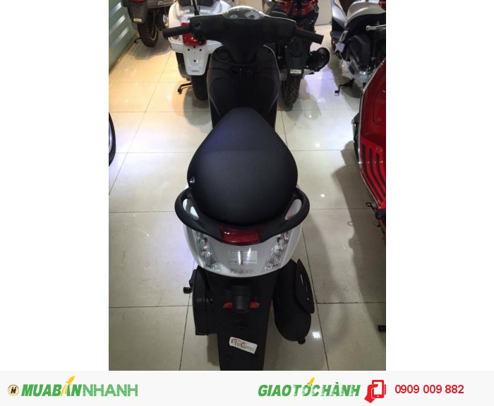 Xe Piaggio Zip - Hàng Có Sẵn Ơ Showroom - Chạy Thư Và Cảm Nhận