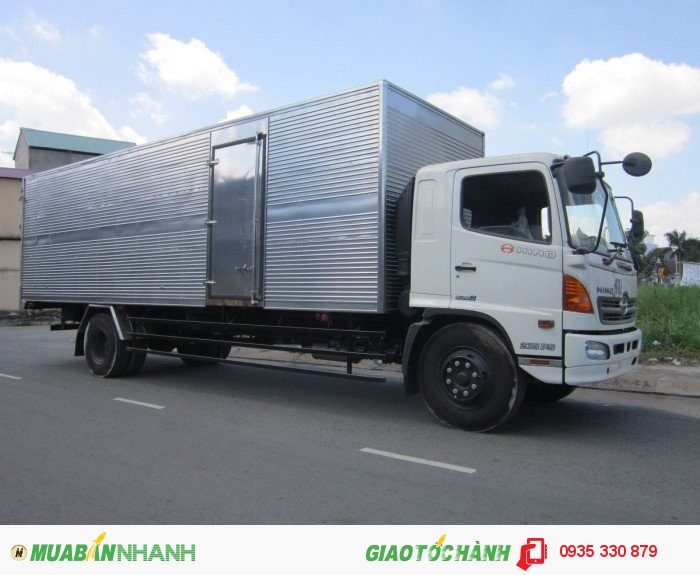 Xe HINO 6.4 Tấn thùng mui bạt thùng kín Trả Góp Lãi Suất Thấp