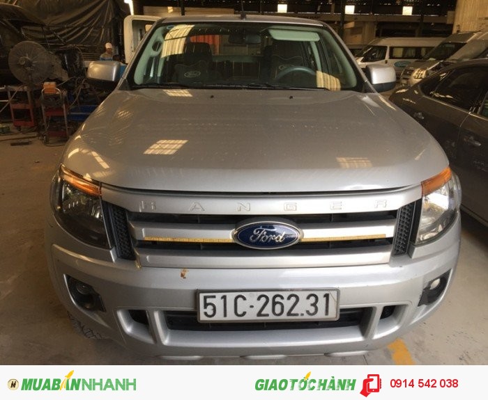 Bán Ford Ranger XLS màu bạc sx 2013,thùng thể thao