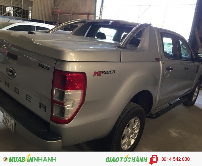 Bán Ford Ranger XLS màu bạc sx 2013,thùng thể thao