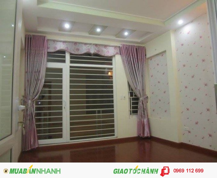 Bán nhà kim giang thanh xuân 30m2 xây 5 tầng cách phố 70m