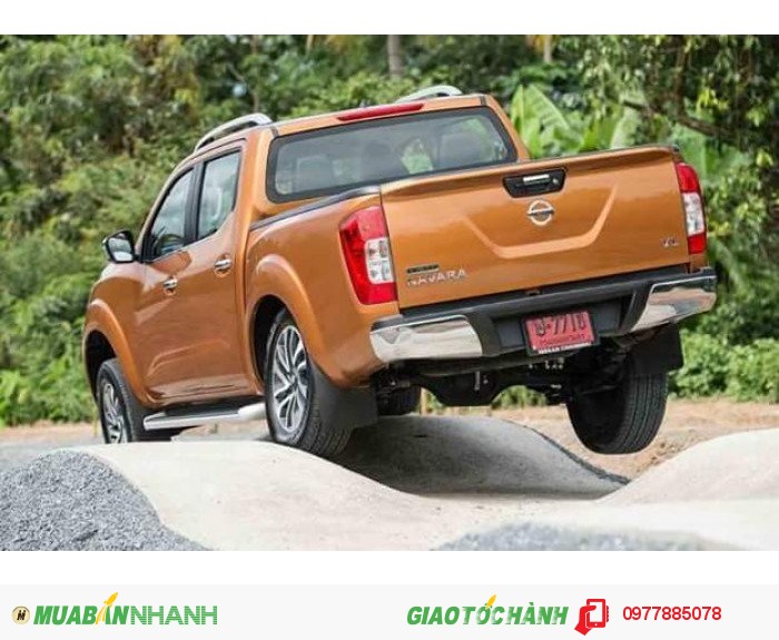 Bán Navara VL màu vàng nhập khẩu nguyên chiếc thailand