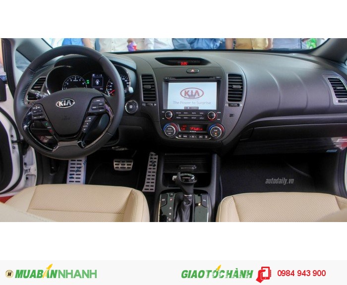 Cần bán xe KIA CERATO 1.6MT màu trắng phù hợp với gia đình, làm xe hoa