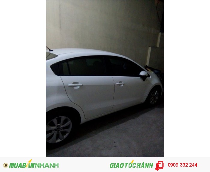 Cần Mua Xe Du Lịch 4 Chỗ Đến 7 Chỗ Gía Cao!